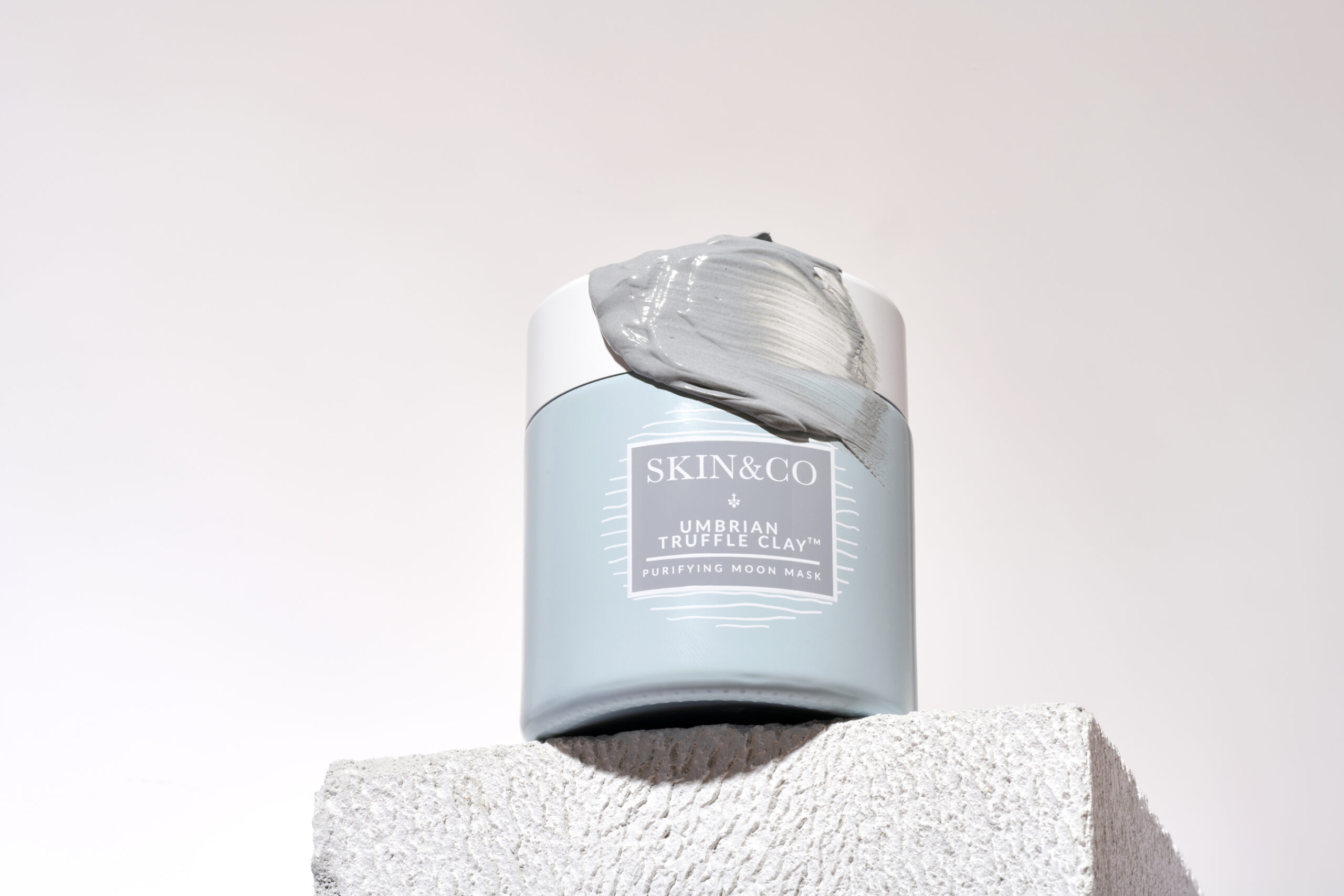 Umbrian Truffle Clay™️Moon Mask – Umbriai Agyagmaszk termékkép – SKINCO23893 scaled